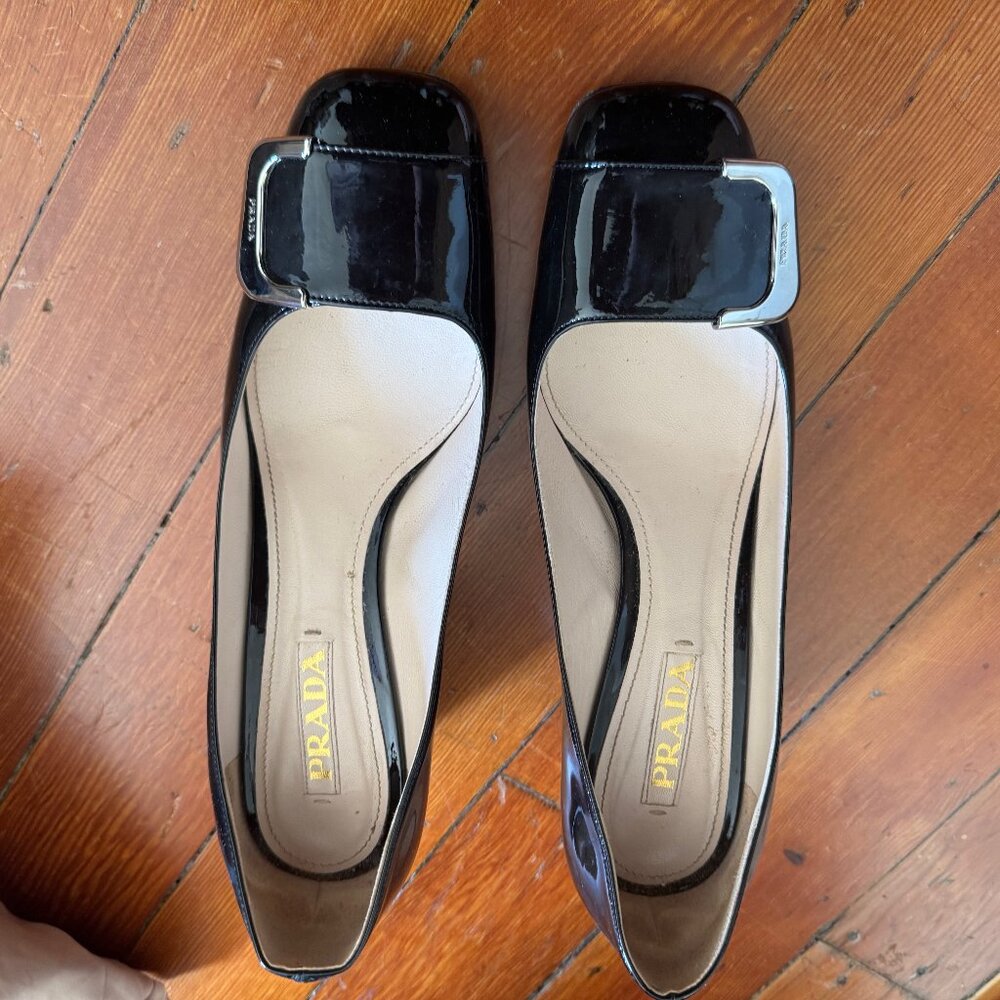 Prada, size 40, patent leather